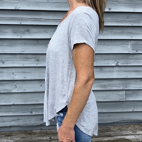 Alya Francesca’s |‎ “NO PROB-LLAMA” T-shirt Tunic 3D Floral Appliqué Gra… - Picture 2 of 9